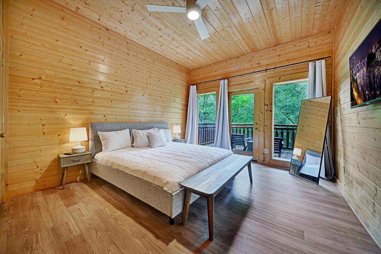 Gorgeous Large Mountain View Cabin W Hot Tub, Free Wifi, Games Villa Sevierville Kültér fotó
