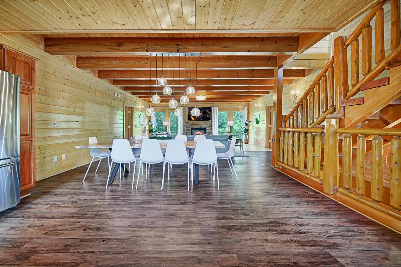 Gorgeous Large Mountain View Cabin W Hot Tub, Free Wifi, Games Villa Sevierville Kültér fotó