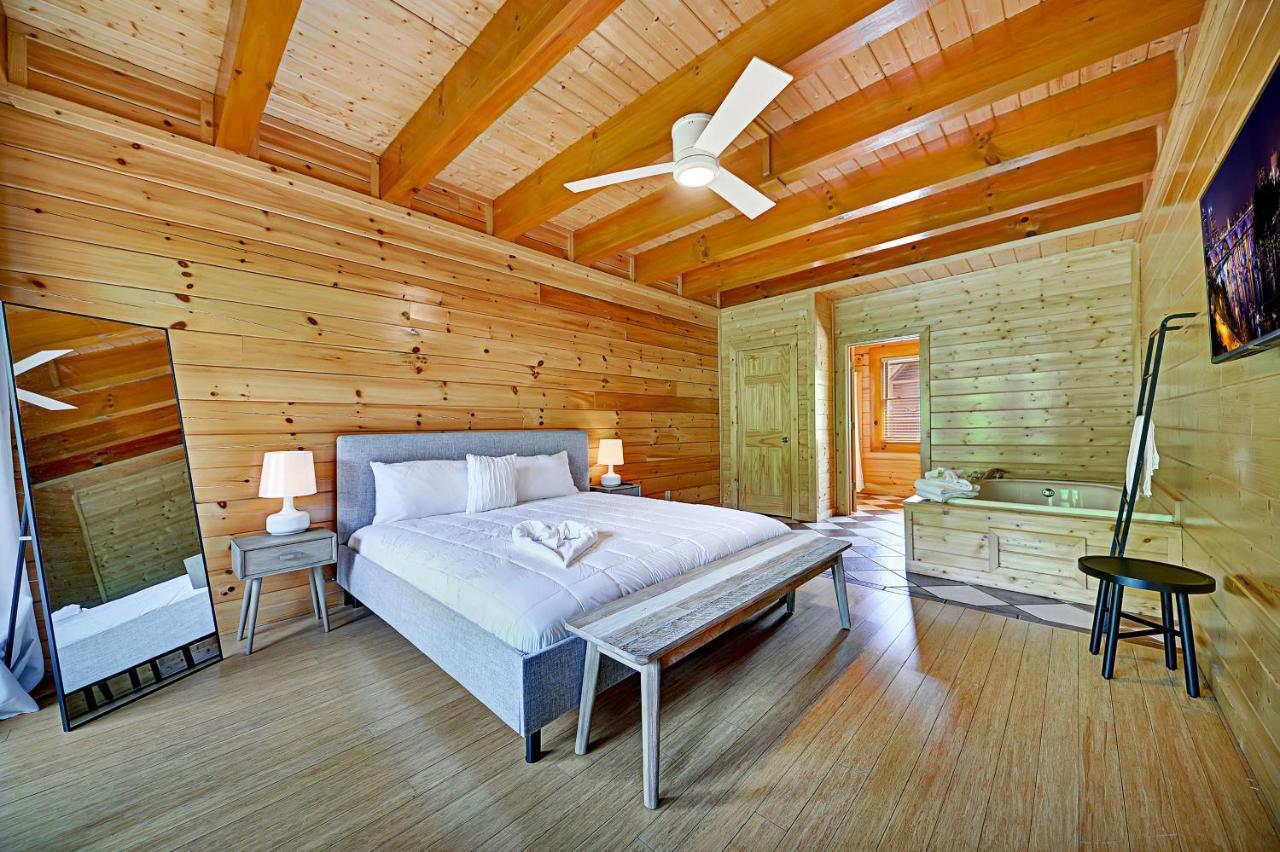 Gorgeous Large Mountain View Cabin W Hot Tub, Free Wifi, Games Villa Sevierville Kültér fotó