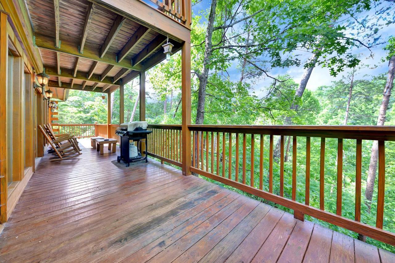 Gorgeous Large Mountain View Cabin W Hot Tub, Free Wifi, Games Villa Sevierville Kültér fotó
